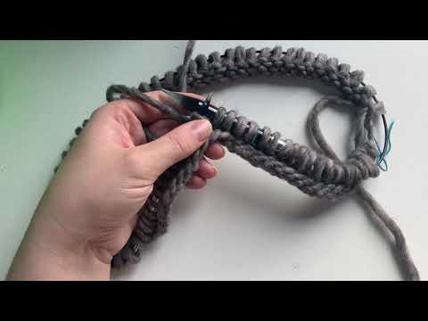 Knit Tutorial - Herringbone stitch in the round