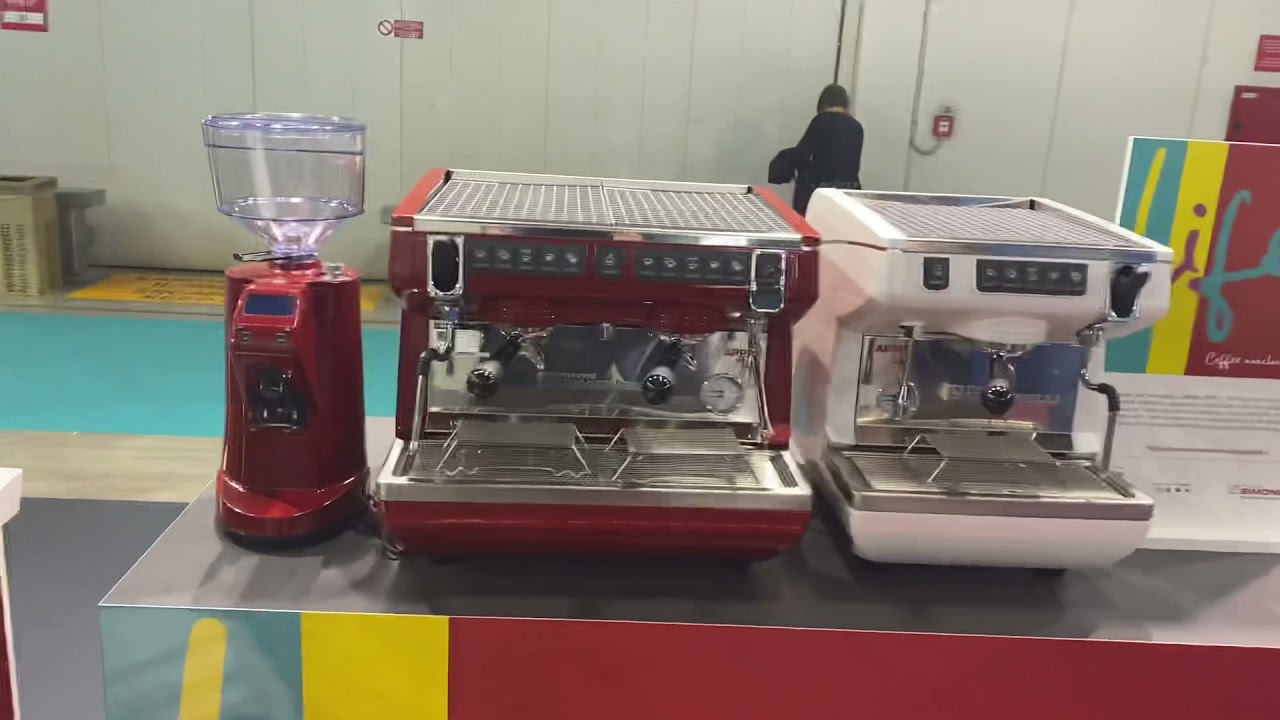 Nuova Simonelli Espressomachine Range 