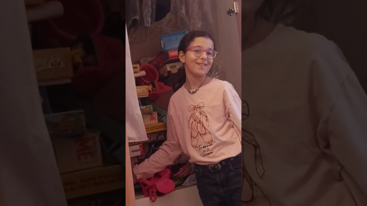 L'ARMADIO SEGRETO DEI GIOCATTOLI #giocattoli #giochi #segreto #bambini