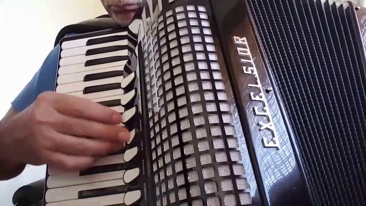 Canta se la vuoi  cantar - Bolero Mix - Accordion Fisarmonica by Biagio Farina ( Montreal )