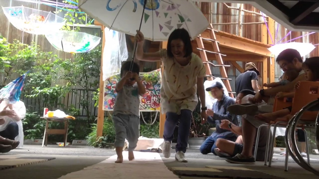 雨の日コレクション ファッションショー Youtube 雨の日コレクション ファッションショー Youtube