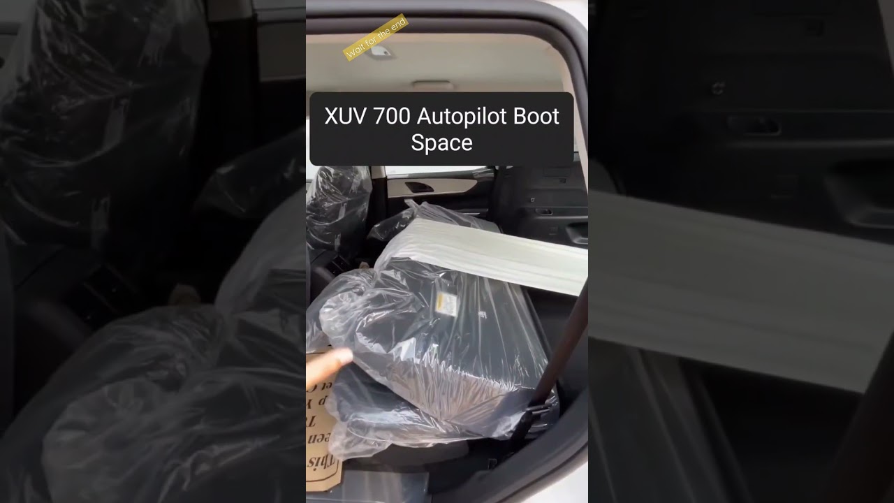 XUV 700 Autopilot Boot vs Safari Bed Boot 