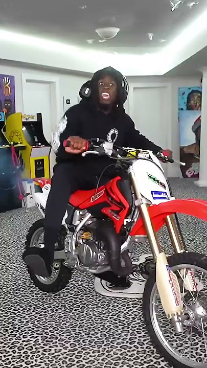 Kai Cenat Tries To Drive A Dirt Bike In His Room Then This Happened...😂🏍️