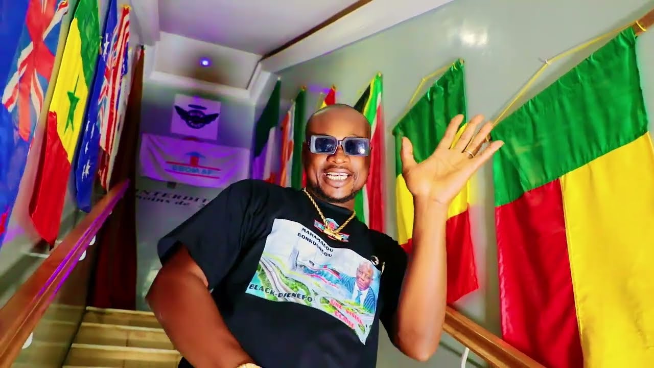 BLACK DJENEPO- *EBOMAF* UNE VISION CLAIRE.( CLIP VIDÉO OFFICIEL)