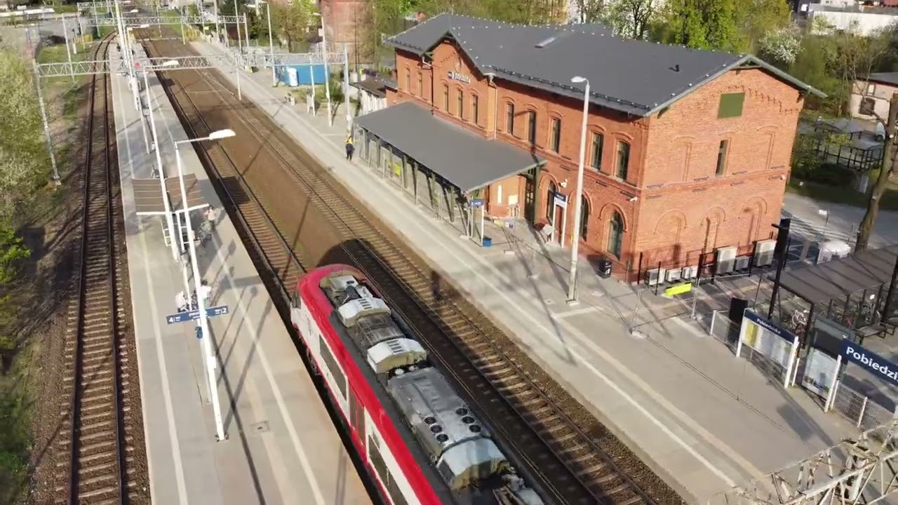 Pobiedziska  Stary i nowy dworzec