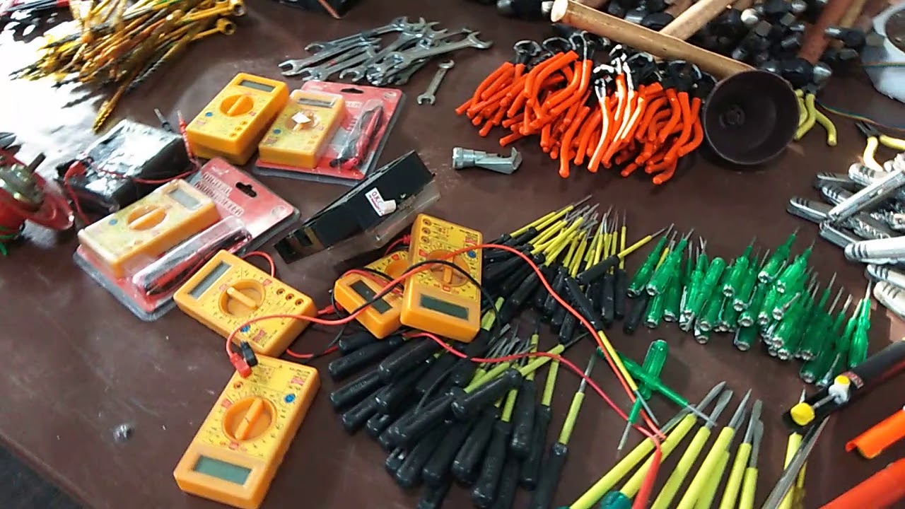 iti electrician trade workshop - YouTube