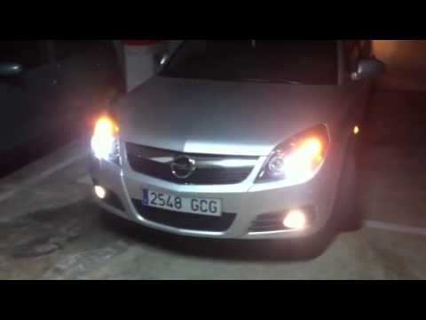 light show Vectra - YouTube