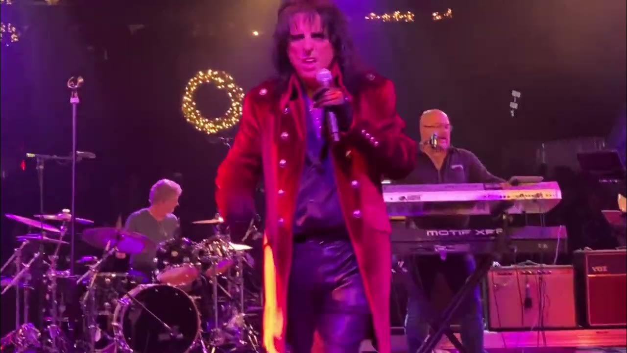 Alice Cooper Christmas Pudding 2022 Poison YouTube