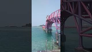 Loncat Dari Jembatan Cinta Pulau Tidung