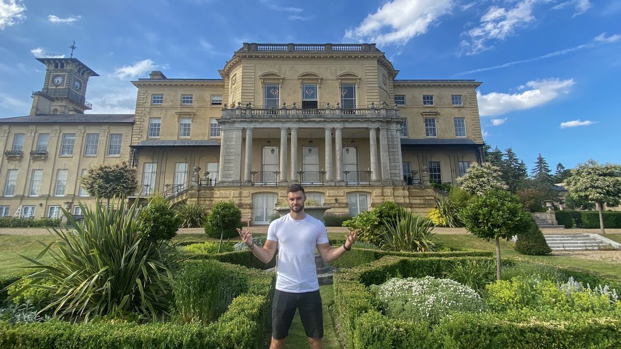 Inside a £2,250,000 Penthouse apartment in the famous Bentley Priory (Battle of Britain)
