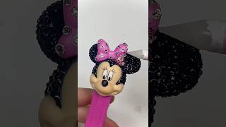 Let’s embellish these Mickey and Minnie Mouse Pez dispensers 🐭🏰💫