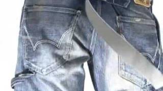 Hayami Mokomichi in Edwin Jeans Coms
