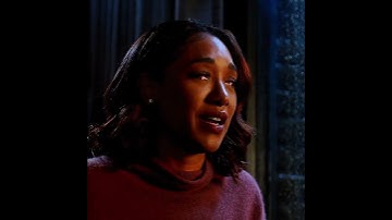 barry resets the timeline, thinking of iris #theflash #barryallen #iriswest #reverseflash #shorts
