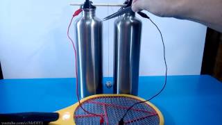 Easy to make Franklin's bell (Electric Fly Swatter +  Steel Water Bottle)