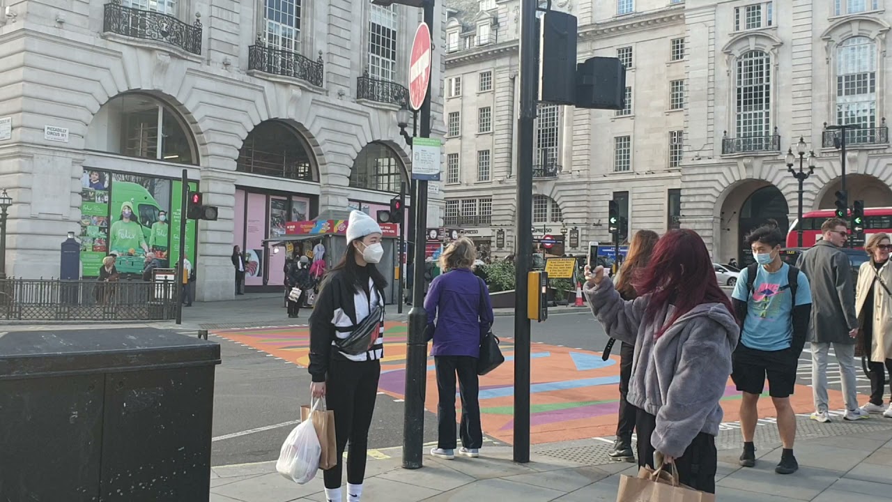 Piccadilly Circus-London 6.10.2021