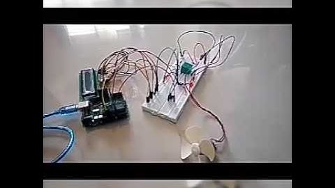 Smart Room Temperature controller using a microcontroller!