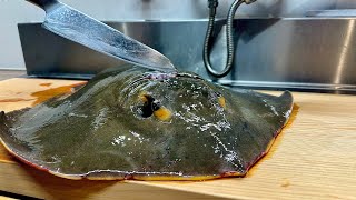 Japanese Fishermen Made Ankimo Monzu Using an Extra-large Stingray Liver [Japanese Food]