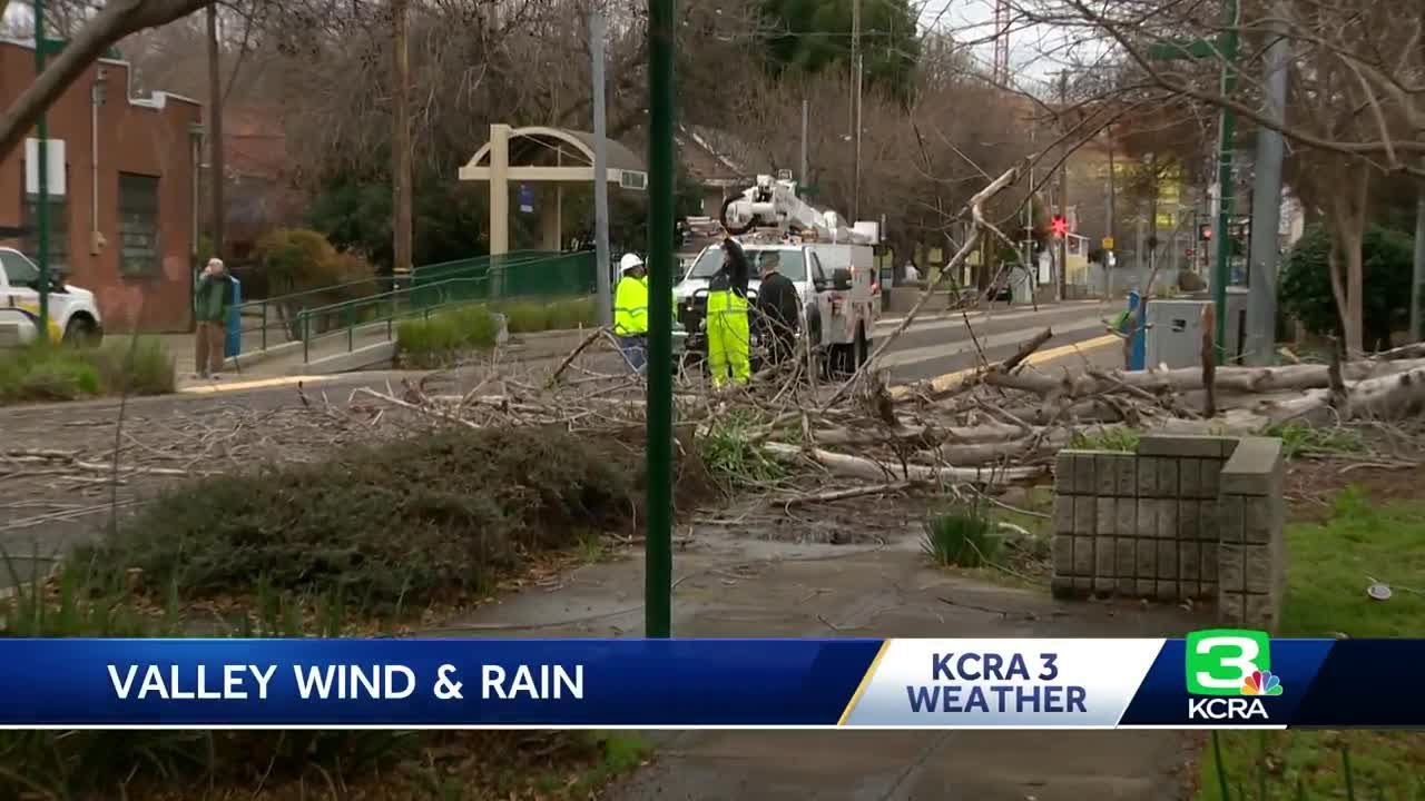 Wind and rain cause disruptions in Sacramento YouTube