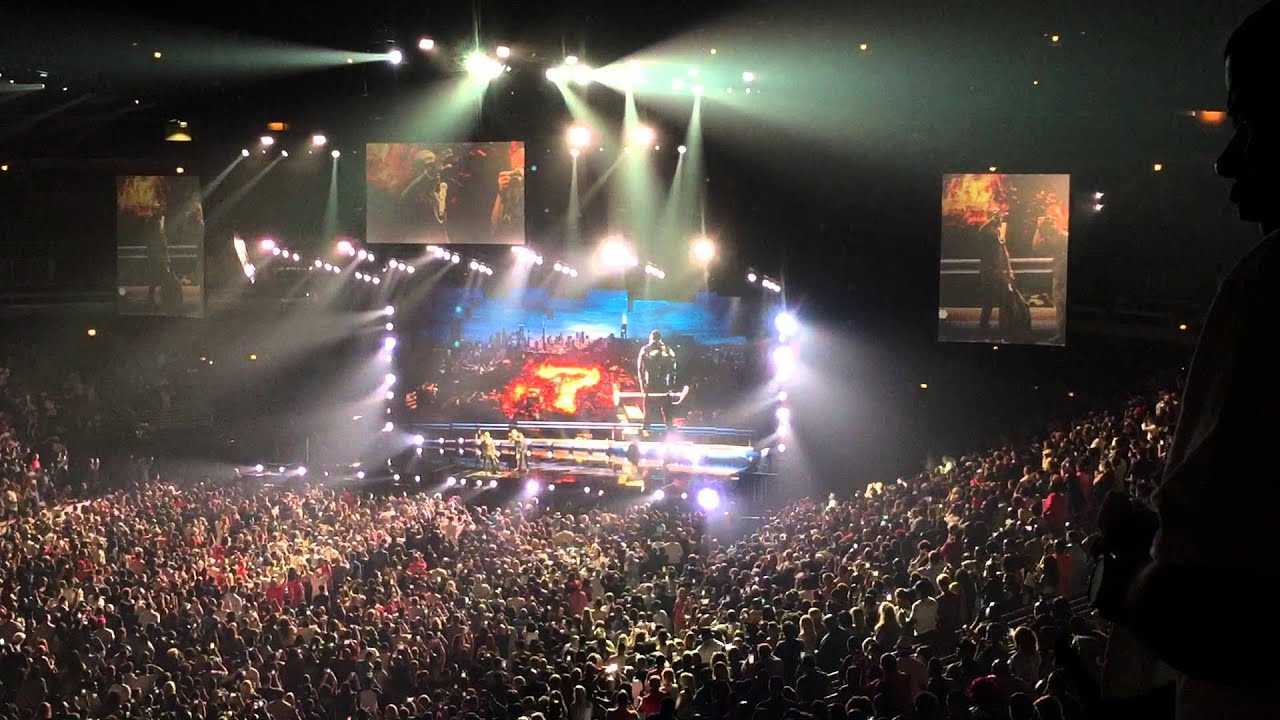 kevin hart chicago kevin hart what now tour united center chicago 7 31 15 kevin hart chicago kevin hart what now tour united center chicago 7 31 15