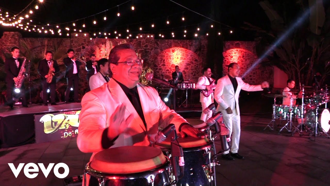 Los Internacionales Váskez De Rolando "El Tiburón" - Corazón Contento bekijken op YouTube Los Internacionales Váskez De Rolando "El Tiburón" - Corazón Contento bekijken op YouTube