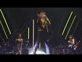 D-LITE (from BIGBANG) - どうにもとまらない with 山本リンダ (Encore!! 3D Tour [D-LITE DLive D&#39;slove])