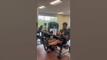 Machine Hamstring Curl (2-1)