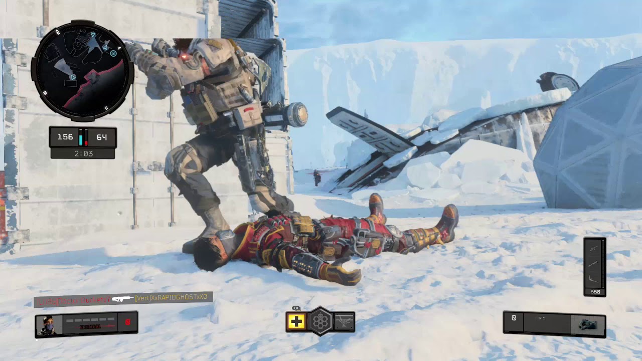 Dominating ice breaker solo on BO4 with the VKM