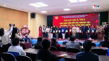 Trao quà Tết cho học sinh mồ côi, khuyết tật có hoàn cảnh khó khăn