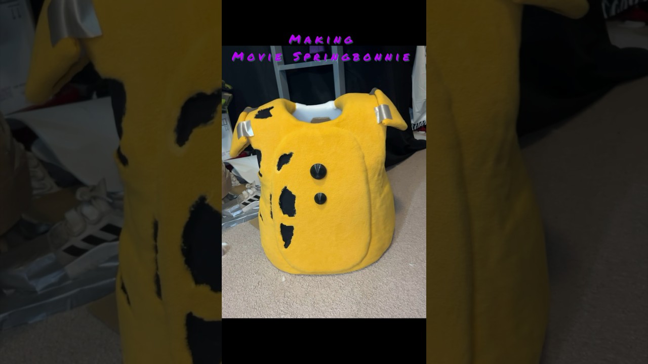 Making Springbonnie movie version #cosplay #fivenightsatfreddys #fnafmovie #fnaf1 #springbonnie