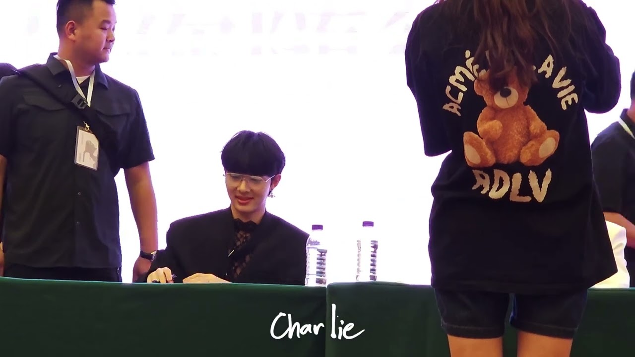 230521 ZeeNuNew - 签售环节不完全记录 | 与你随行 Photobook Fansign in Shanghai