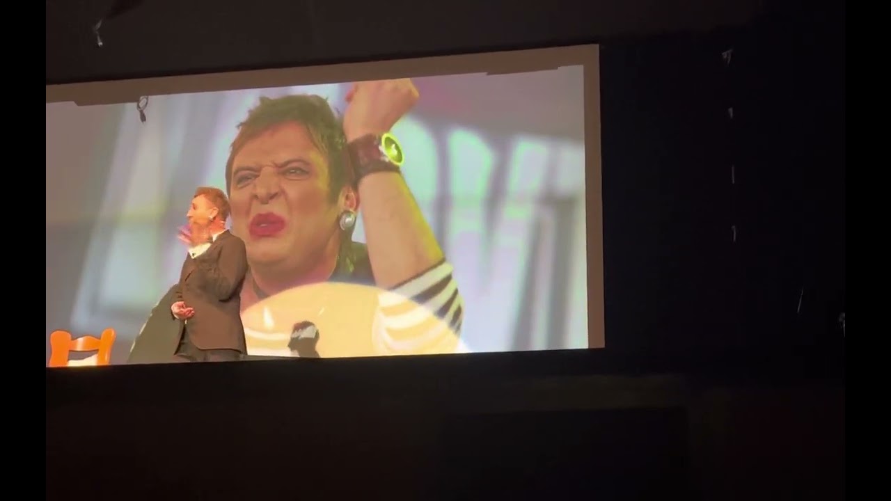 Деса Поетеса - Грамофонът