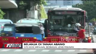 Antusias Warga Berbelanja Di Pasar Tanah Abang