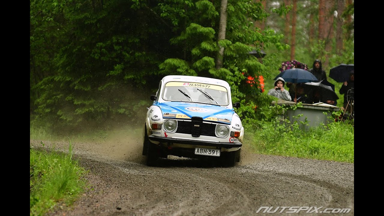 Autoglym- ralli 18.6.2022_Saab 96 V4 rally In-car_Simo Lampinen ask for news in SS1 finish.