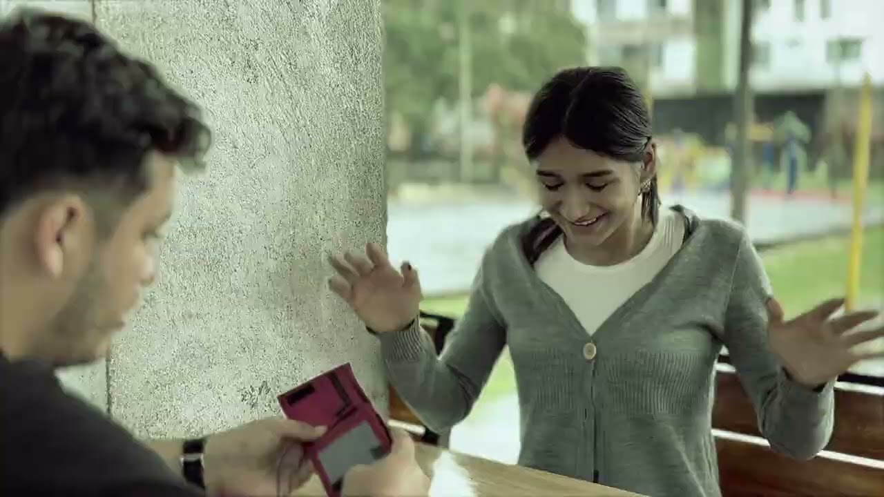 Nunca se imagino que el papa de su hijo regresaría de esta forma.