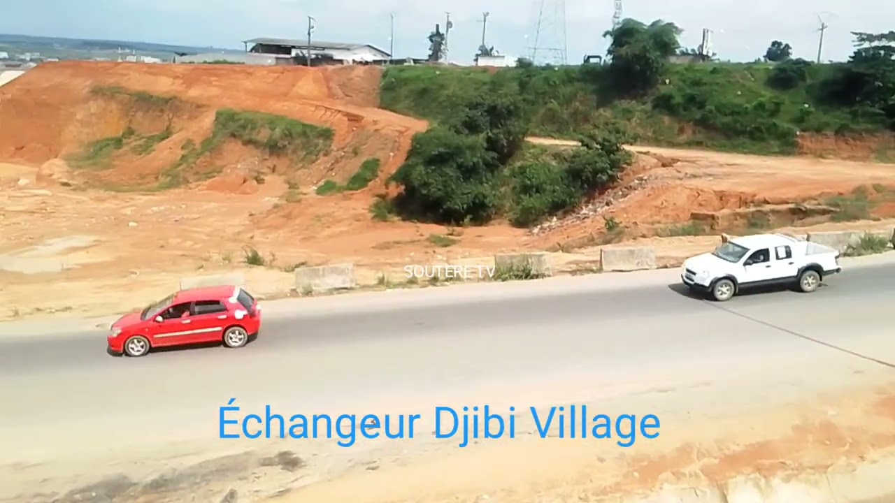 Y4 : Découvrez les Échangeurs Spectaculaires de l'Autoroute de Contournement . 