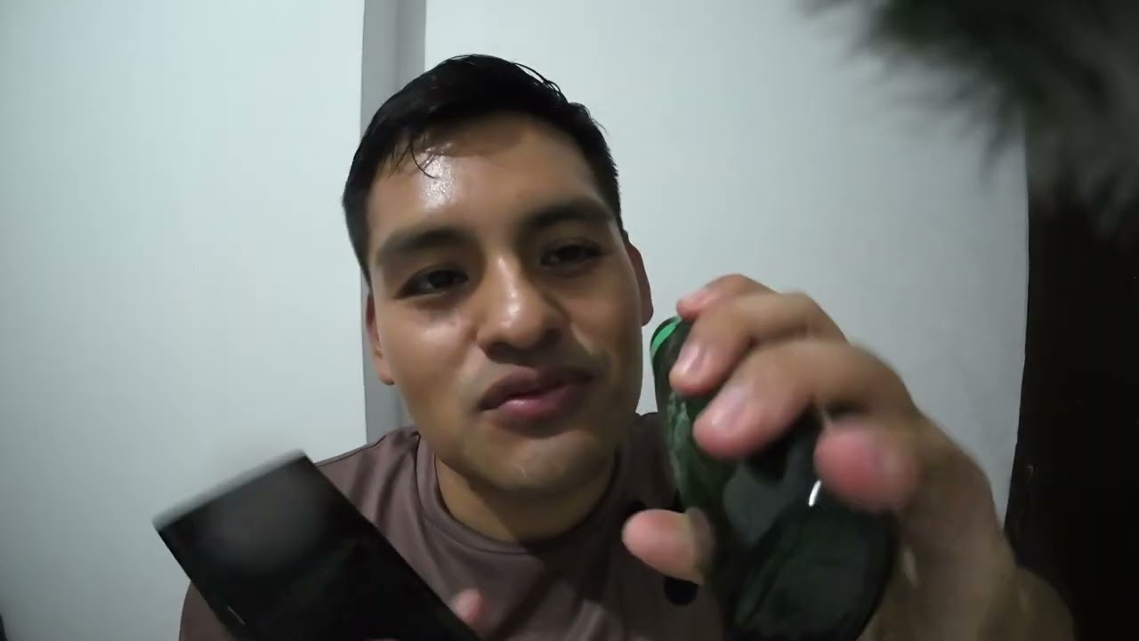 ASMR Rápido y agresivo, sale mal :c