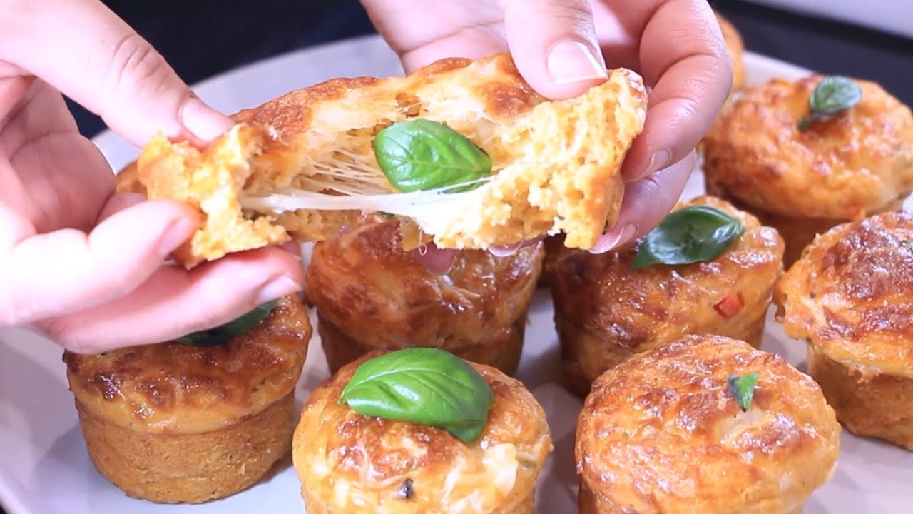 قدمي لاطفالك مافن وبيتزا في ان واحد شهية سهلة  سريعة وبدون جهد