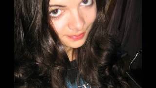 How to curl your hair with a sock! No heat(Hair friendly overnight curling method with fantastic results! New sock bun version of how to roll and curl your hair into a giant bun, heat free curls ..., 2010-05-31T16:54:25.000Z)