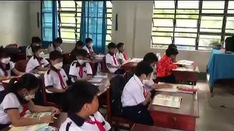 Hùng biện tiếng anh năm học 2022 - 2023 - Trường Tiểu Học Tân Thạnh 2