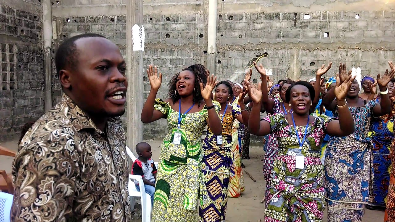 KILOMBO NSILULU DE MPAKA AVEC LE FRERE CLAISE MAKANGA ET JISLAIN