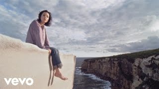 Video thumbnail of "Tina Arena - Entends-tu le monde ? (Clip officiel)"