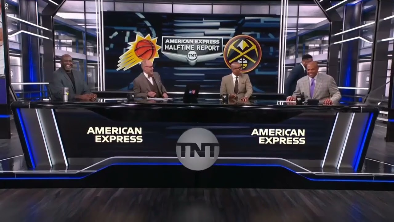 The best Michael Jackson impersonation in front of Shaq and Chuck!