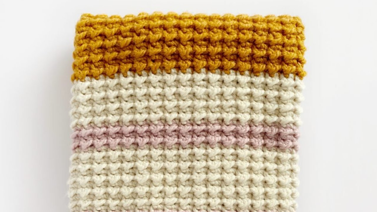 Crochet Even Moss Stitch - YouTube