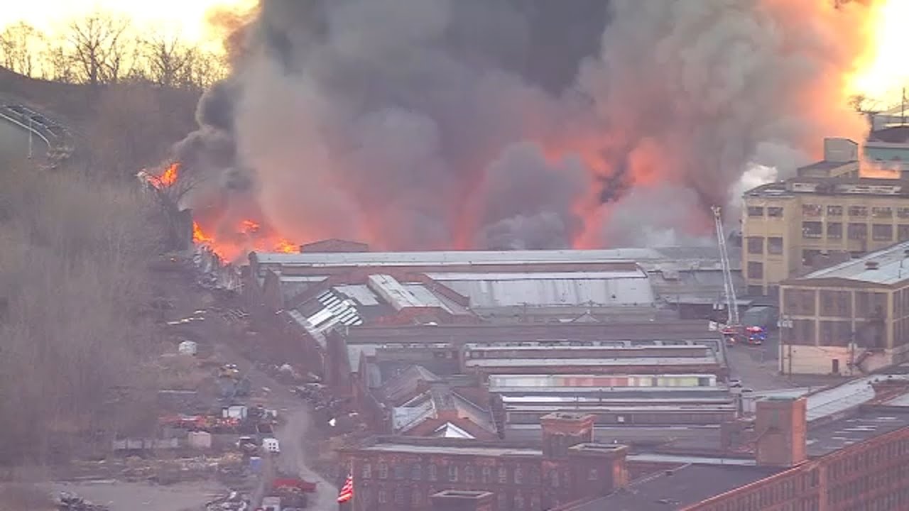 Massive fire engulfs large industrial building in New Jersey