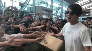 Обычные дни Димаша в Аэропорту/Dimash&#39;s usual days at the airport