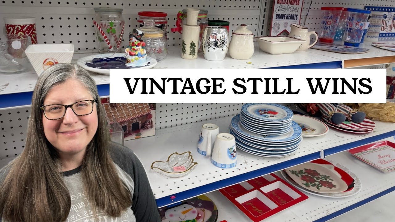 Я ищу винтажные вещи в секонд-хенде, чтобы пополнить свой антикварный прилавок.