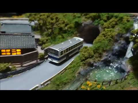 Nゲージレイアウト・田舎町バス走行