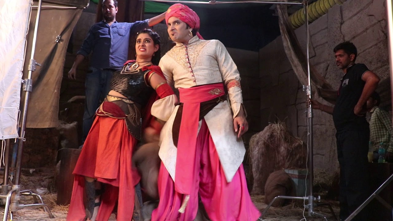 Aladdin Naam Toh Suna Hoga,BIJALI BADAL BROTHER SISTER LOVING FIGHT SCENEबिजली बादल की प्यार मोहबत salman khan song