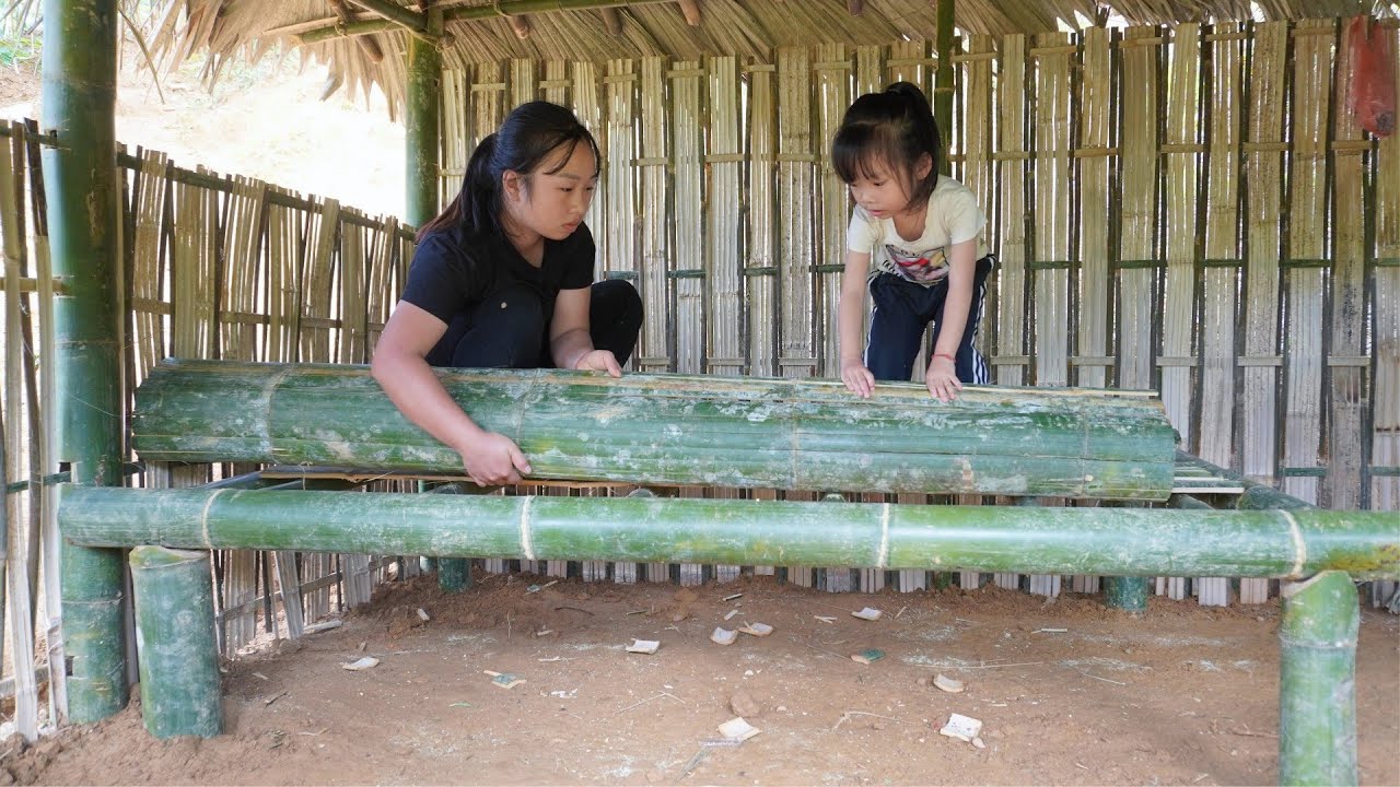 Living Alone in the Forest - 16-Year-Old Single Mother Builds Her Dream ...