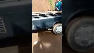 Inilah Akibatnya Jika Ngebut Di Jalan Berlumpur Harap Kurangi Kecepatan Dan Tetap Waspada